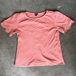 Ann Taylor ribbed lace sleeve top